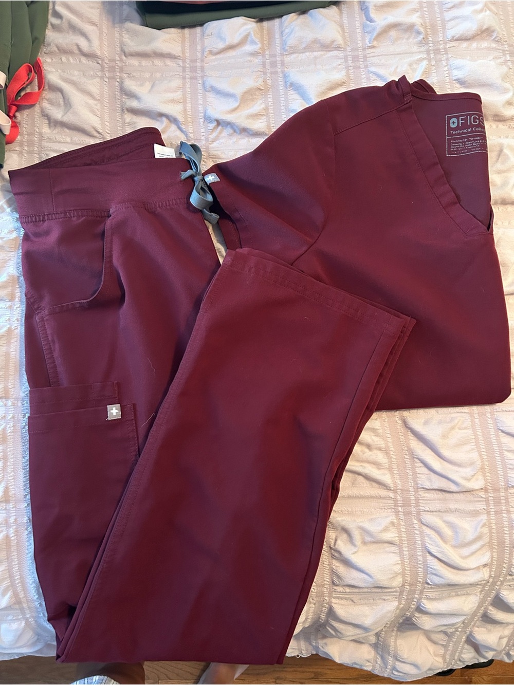 Figs women’s scrub sets all xs